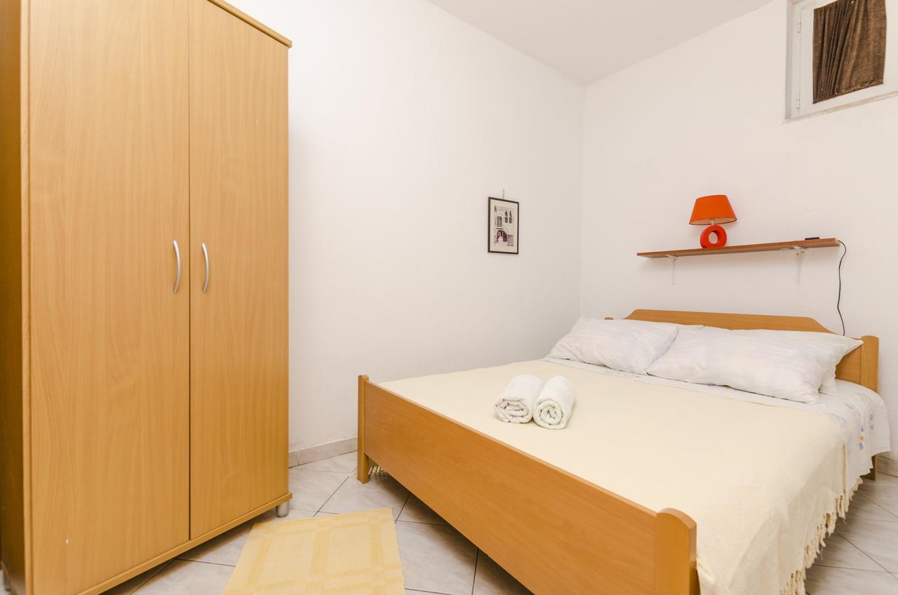 Apartments Helena Ivan Dolac Exterior photo