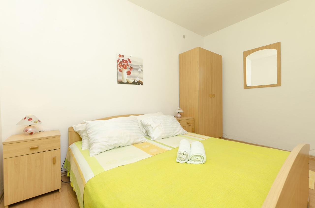 Apartments Helena Ivan Dolac Exterior photo
